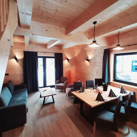 Tatil Evi Haushaelfte Alpenchalets By Interhome
