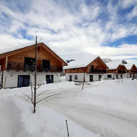 Haushaelfte Alpenchalets By Interhome *