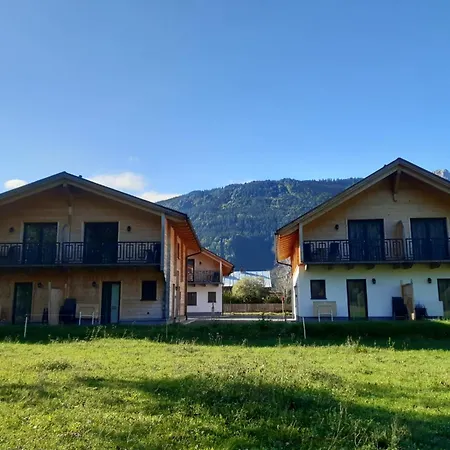 Tatil Evi Haushaelfte Alpenchalets By Interhome